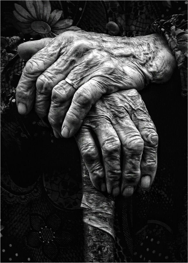 Las manos del abuelo